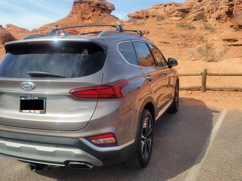 Used 2019 Hyundai Santa Fe AWD image 6