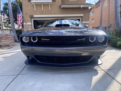Used 2015 Dodge Challenger R/T Scat Pack RWD image 8