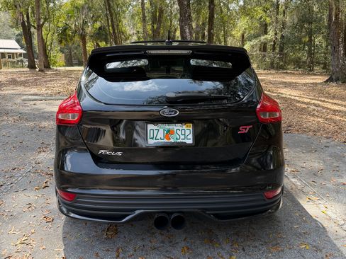Used 2016 Ford Focus ST image 6