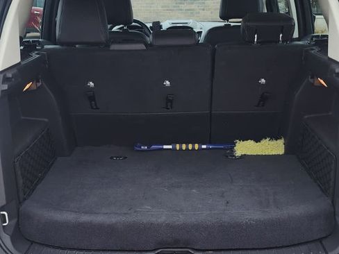 Used 2014 Ford C-MAX SEL w/ Equipment Group 303A image 5