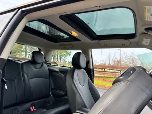 Used 2011 MINI Cooper Hardtop image 14