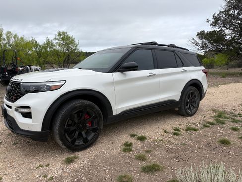 Used 2023 Ford Explorer ST w/ Equipment Group 401A image 1