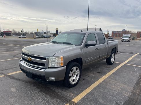 Used 2008 Chevrolet Silverado 1500 LT w/ Texas Edition image 1