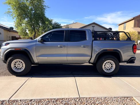Used 2023 GMC Canyon Elevation w/ Elevation Premium Package RWD image 16