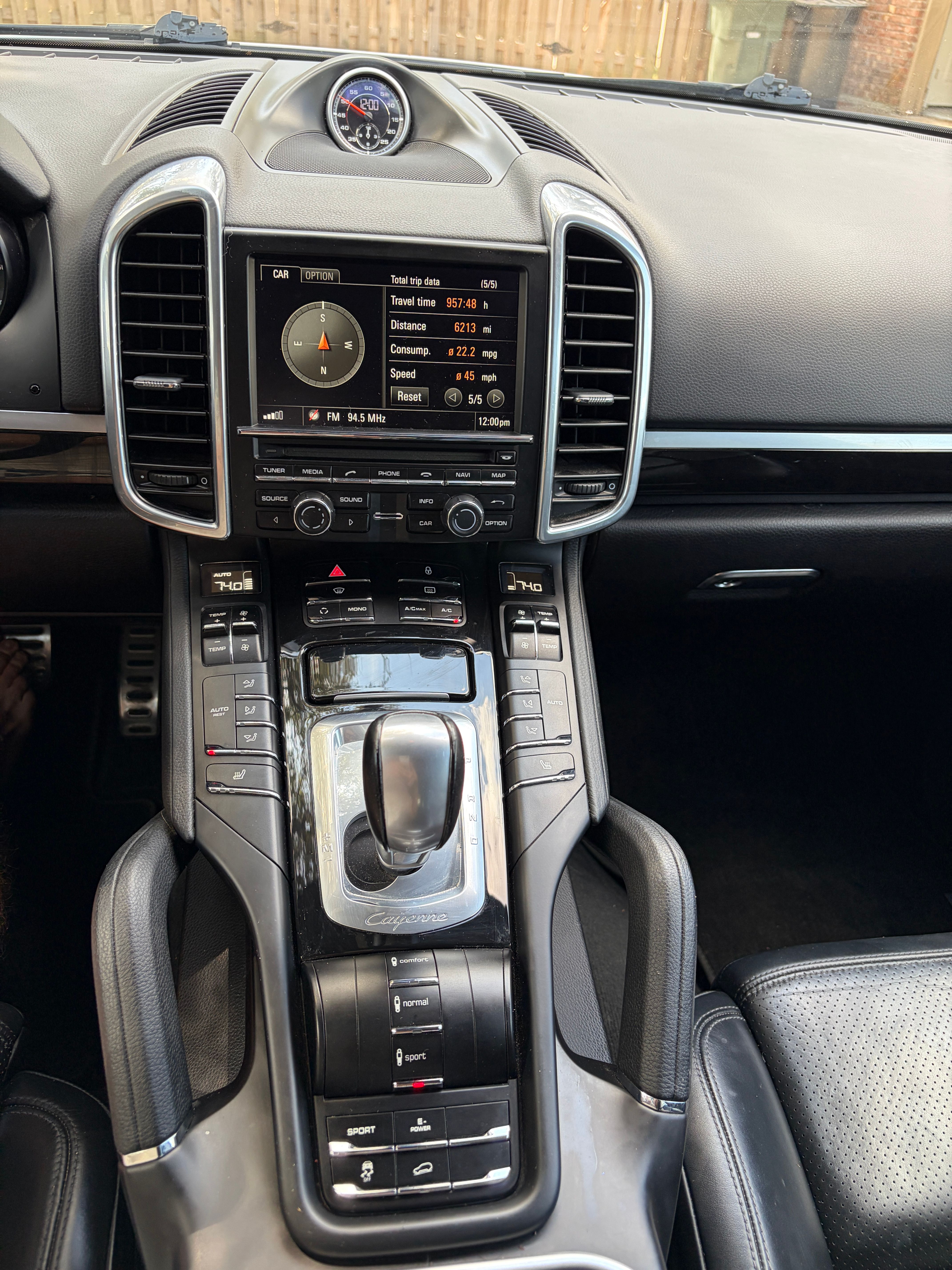 Used 2012 Porsche Cayenne S AWD/4WD image 15