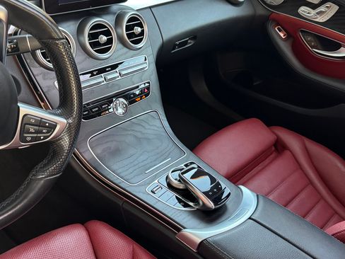 Used 2015 Mercedes-Benz C 300 Sedan image 24