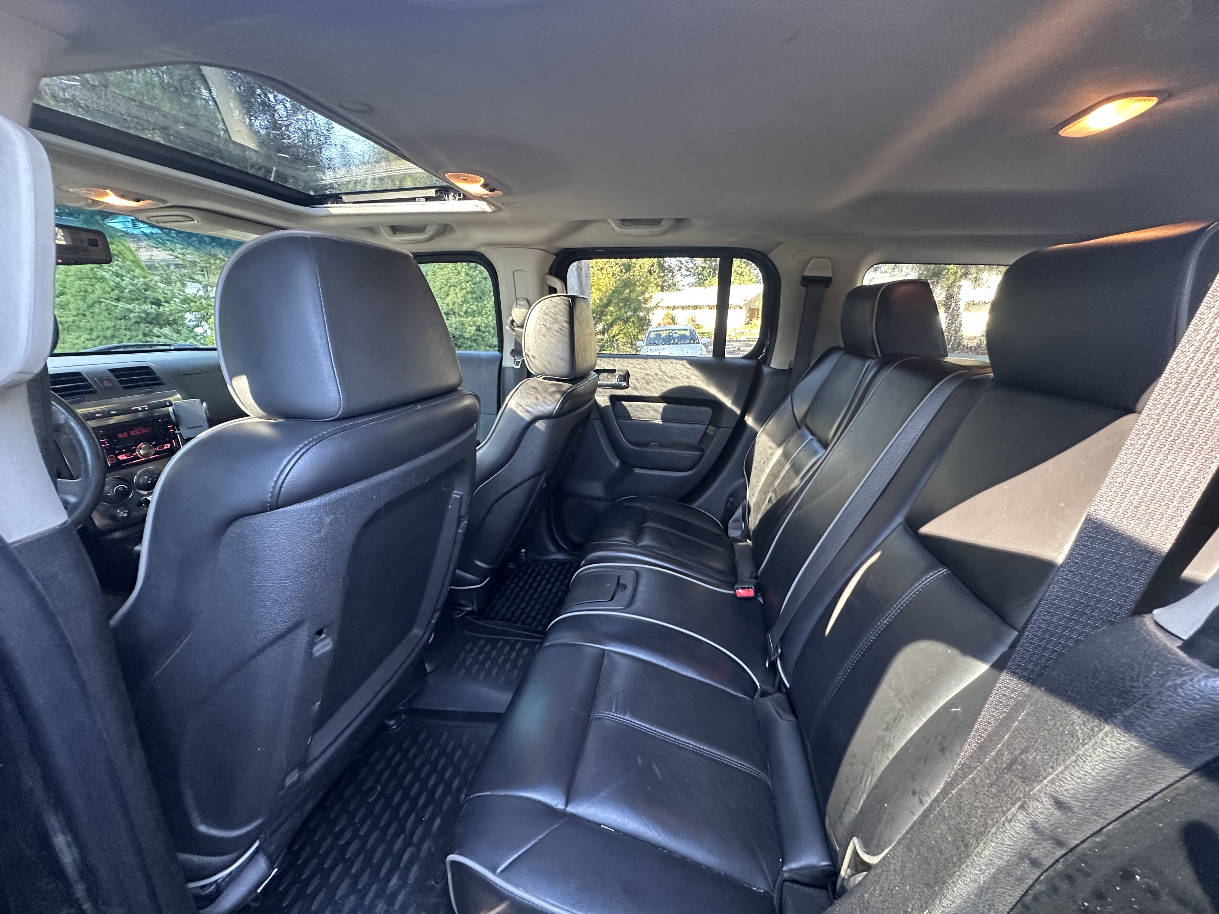 Used 2009 HUMMER H3 AWD/4WD image 14