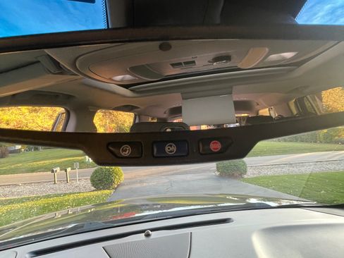 Used 2018 Chevrolet Tahoe Premier image 20