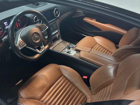Used 2018 Mercedes-Benz SL 550 image 5