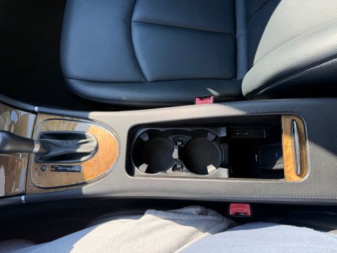 Used 2008 Mercedes-Benz E 350 Sedan image 20