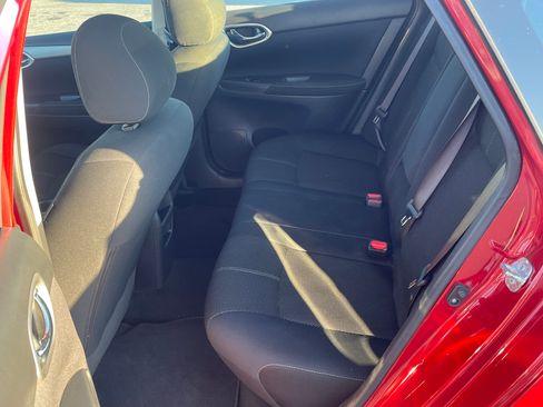 Used 2014 Nissan Sentra S image 4