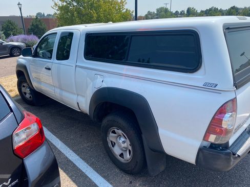 Used 2010 Toyota Tacoma PreRunner RWD image 19