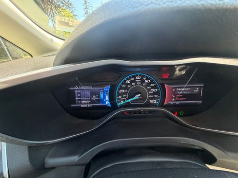 Used 2013 Ford C-MAX Energi SEL FWD image 9
