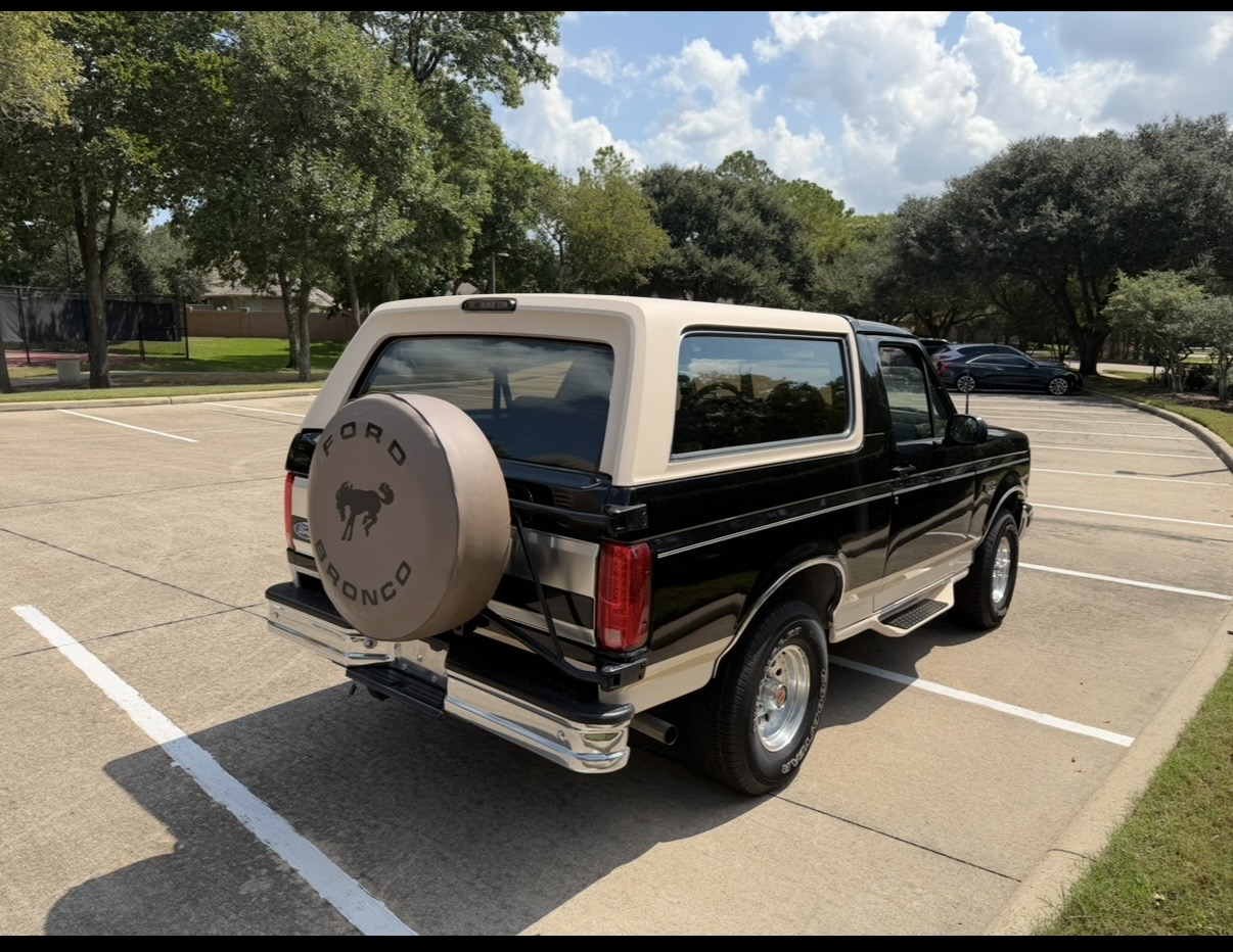 Used 1993 Ford Bronco AWD/4WD image 4