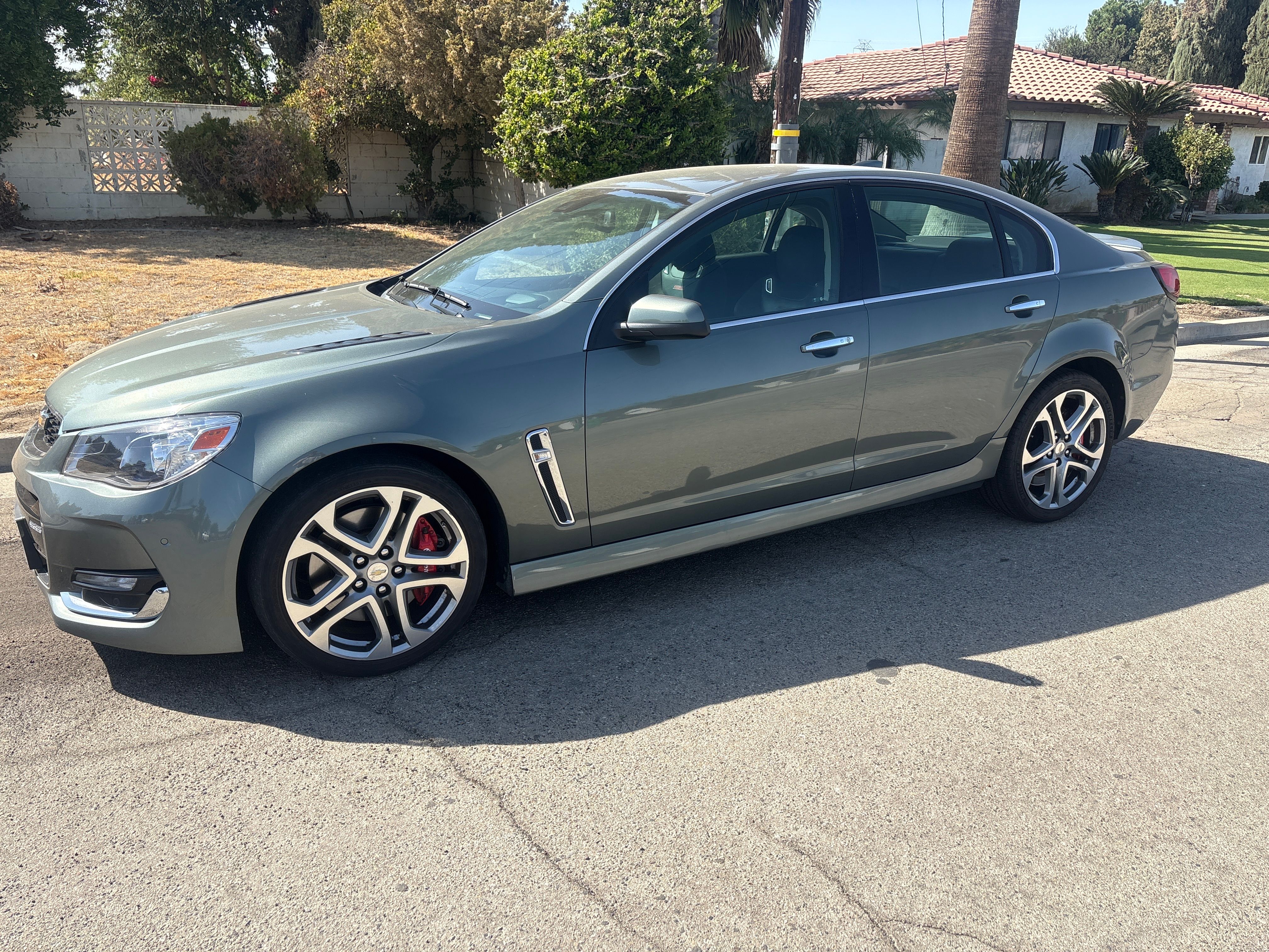 Used 2016 Chevrolet SS RWD image 1
