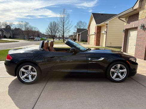 Used 2014 BMW Z4 sDrive28i image 5