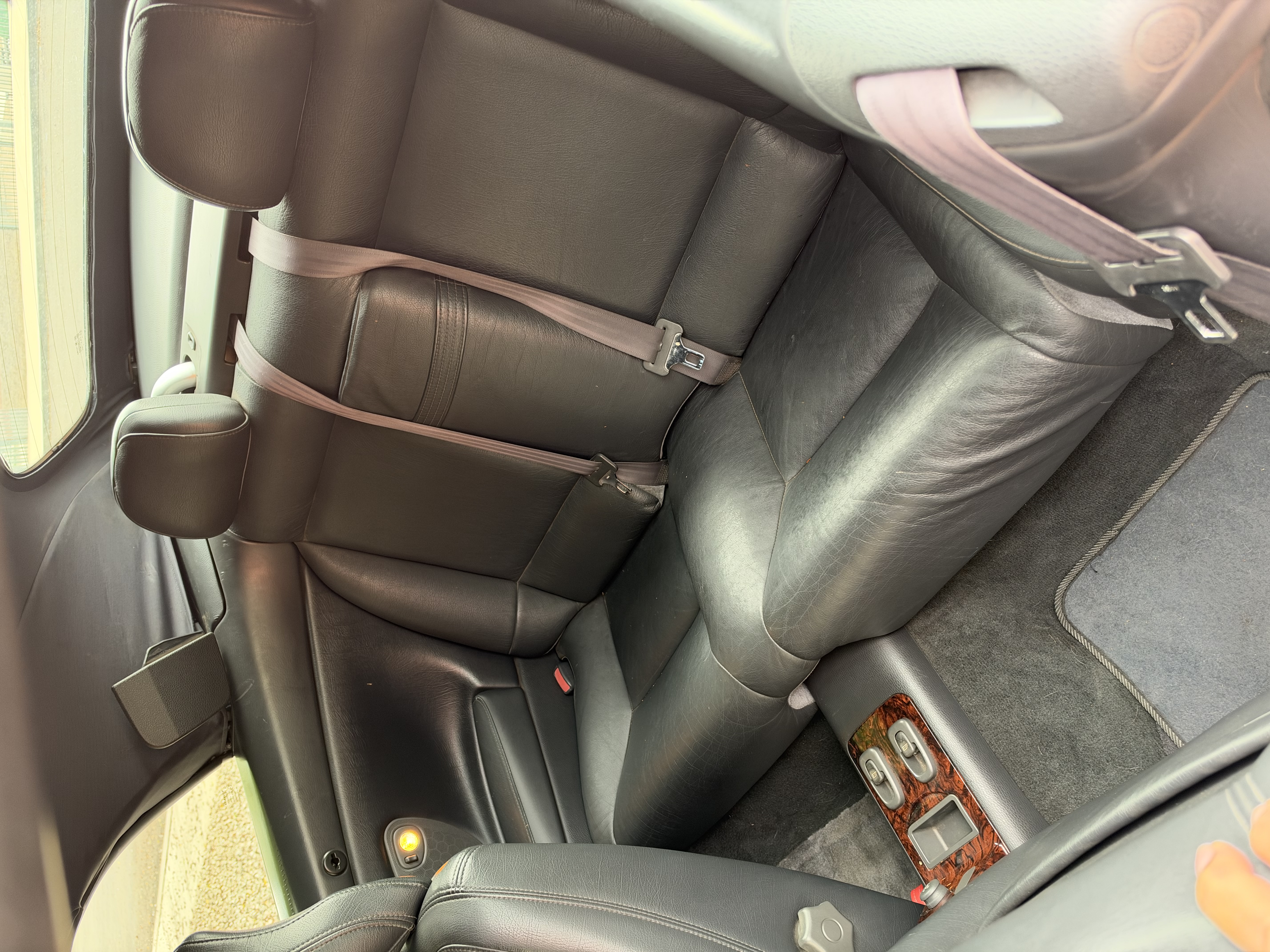 Used 2001 Volvo C70 HT FWD image 11