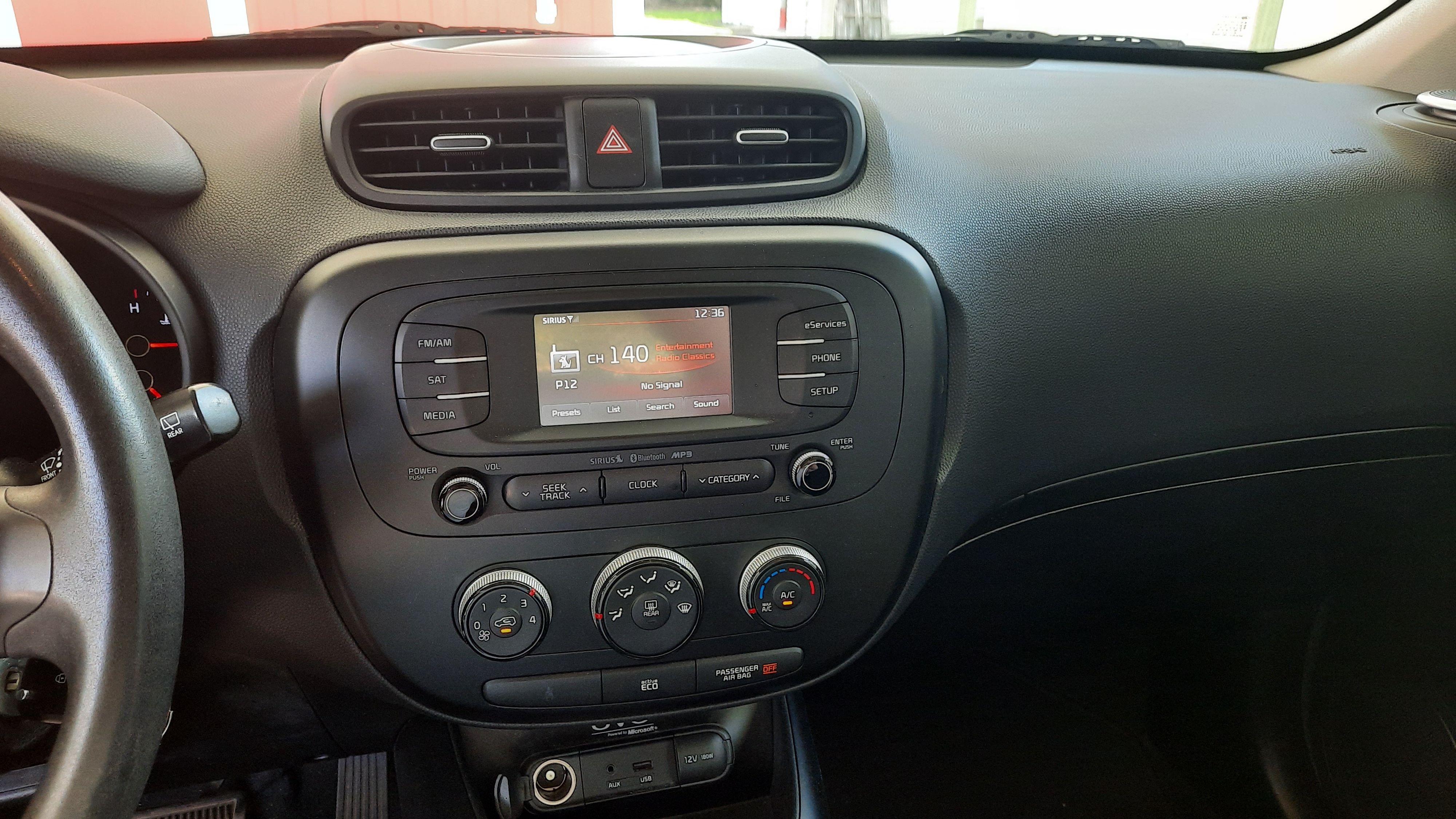 Used 2014 Kia Soul + w/ UVO w/Eservices Package FWD image 15