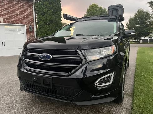 Used 2017 Ford Edge Sport image 2