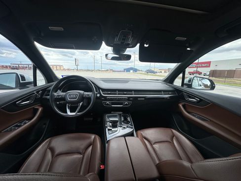 Used 2019 Audi Q7 3.0T Prestige w/ Prestige Package AWD/4WD image 8