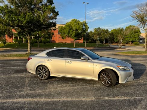 Used 2015 Lexus GS 350 w/ F Sport Package RWD image 4