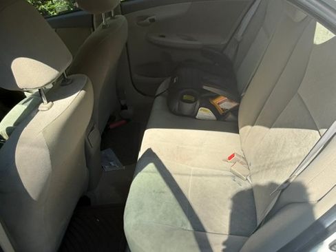 Used 2009 Toyota Corolla LE FWD image 11