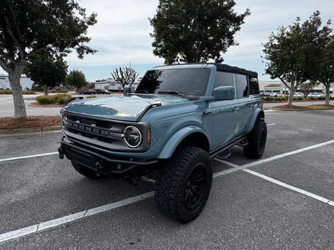 Used 2022 Ford Bronco Big Bend image 2