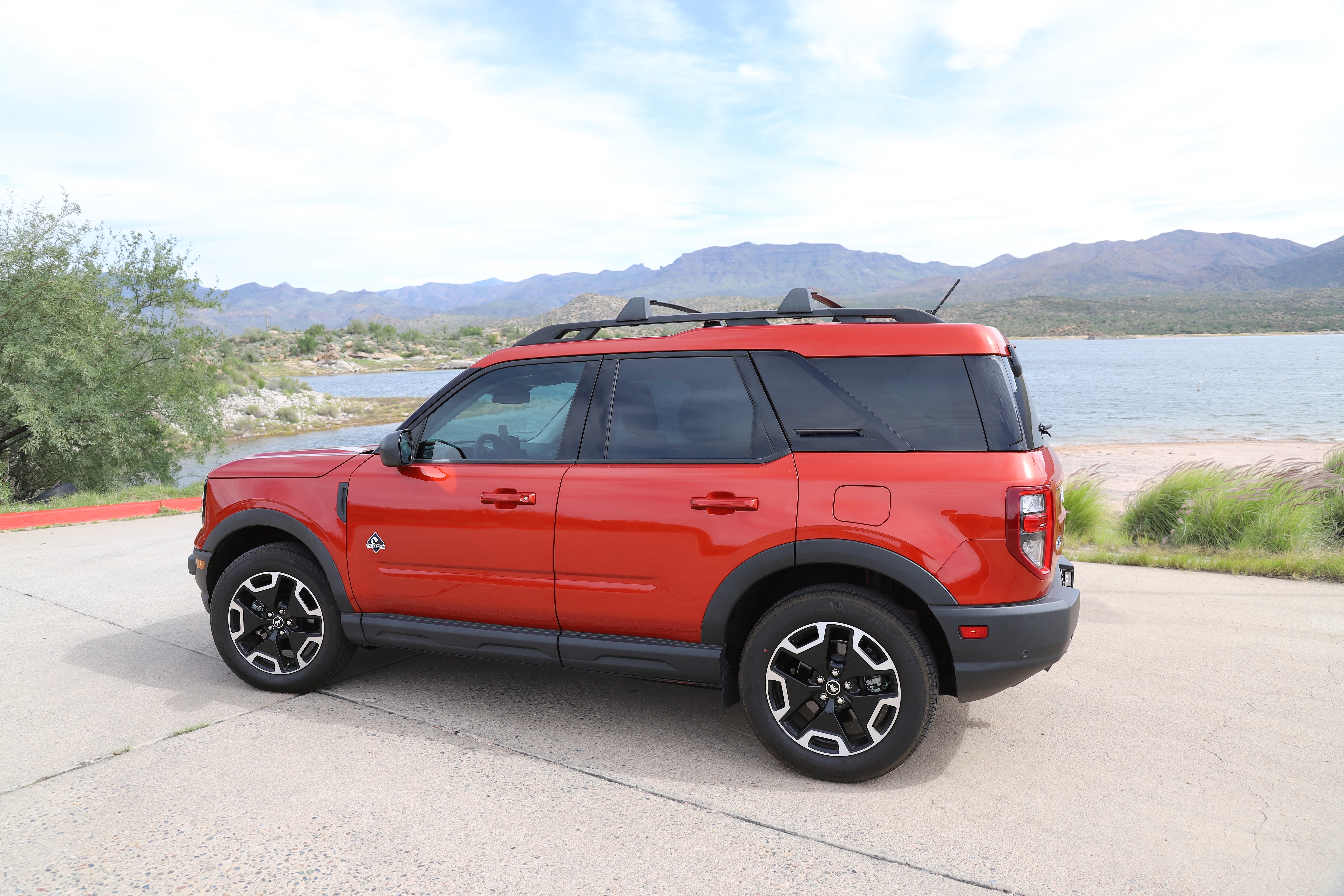 Used 2023 Ford Bronco Sport Outer Banks w/ Tech Package AWD/4WD image 9