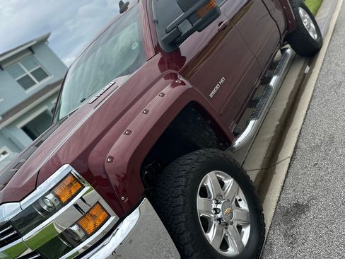 Used 2016 Chevrolet Silverado 2500 LT w/ LT Convenience Package image 4