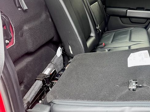 Used 2022 Ford F150 Lariat w/ Trailer Tow Package image 13