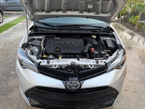 Used 2017 Toyota Corolla LE image 12