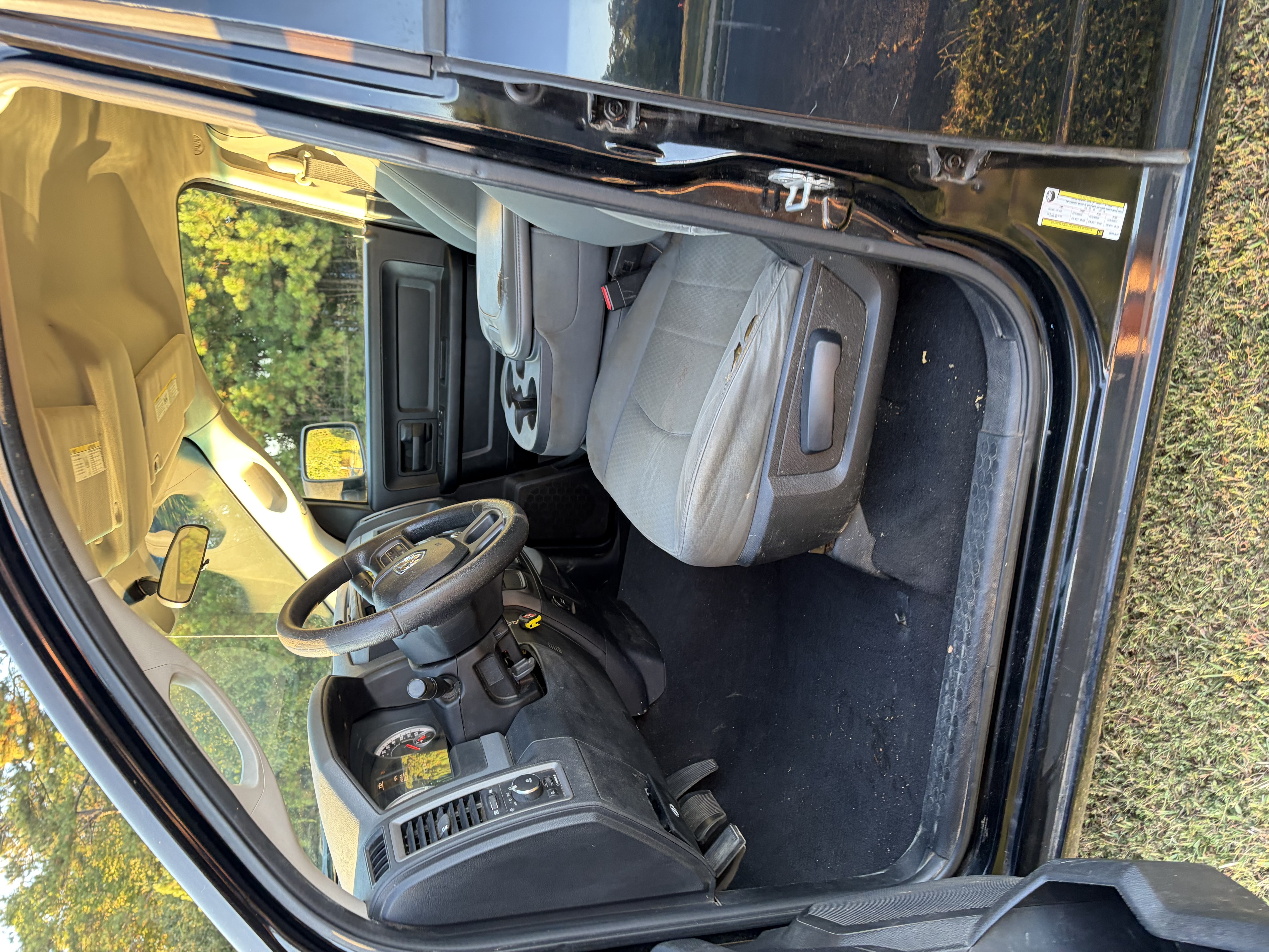 Used 2013 RAM 1500 Express AWD/4WD image 11