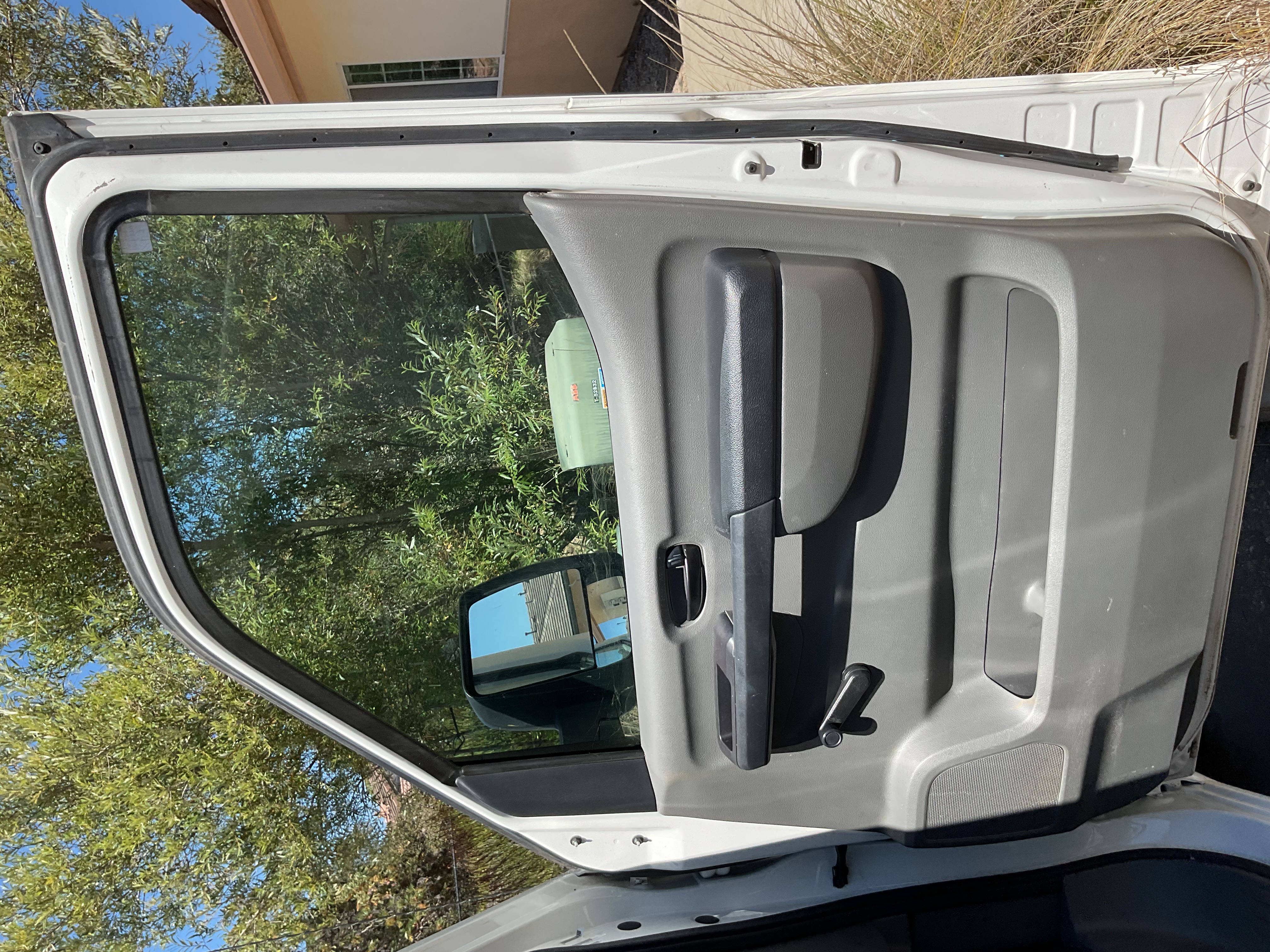 Used 2012 Nissan NV 2500 S w/ Side Curtain Airbag Pkg RWD image 13