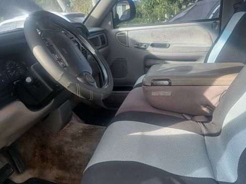 Used 1994 Dodge Ram 1500 Truck 2WD Regular Cab image 16
