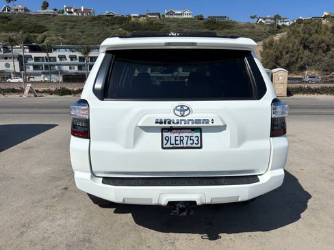 Used 2023 Toyota 4Runner SR5 AWD/4WD image 6
