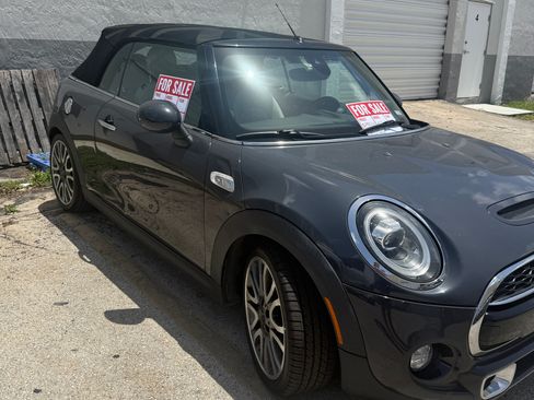 Used 2019 MINI Cooper S FWD image 5