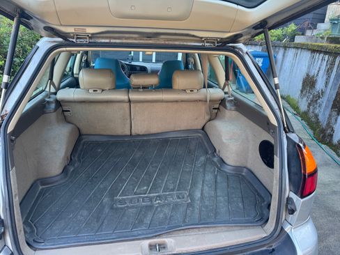 Used 2004 Subaru Outback H6 L.L. Bean Edition image 5