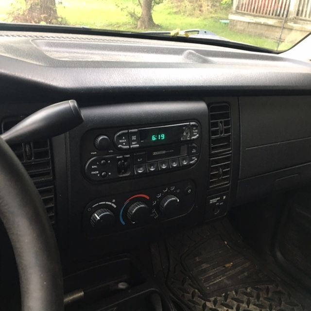 Used 2002 Dodge Dakota Sport AWD/4WD image 10