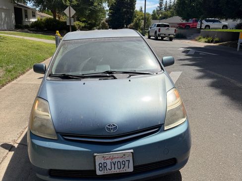 Used 2007 Toyota Prius w/ Pkg 2 FWD image 9