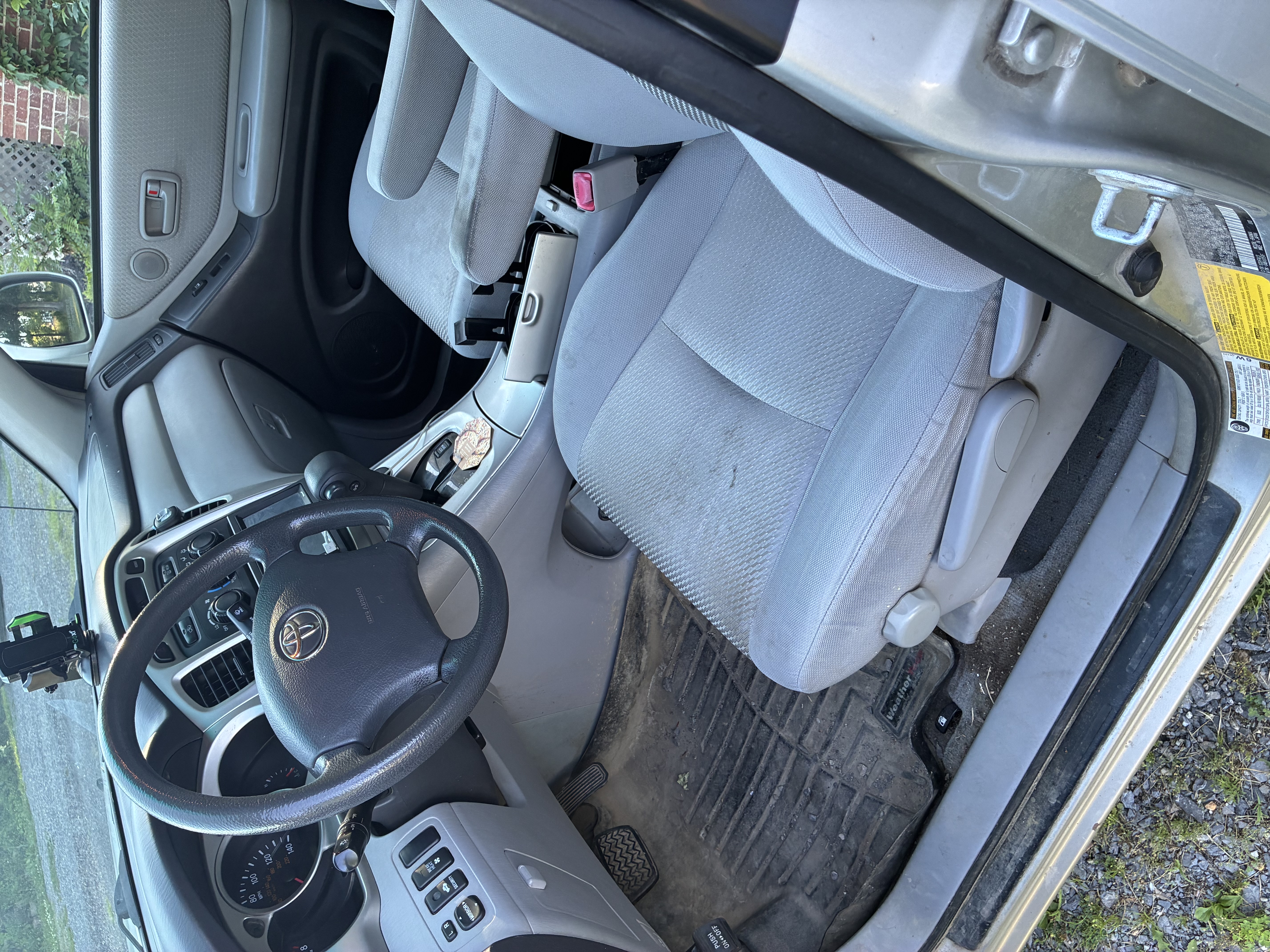 Used 2007 Toyota Highlander 4WD V6 w/ 3rd Row image 10