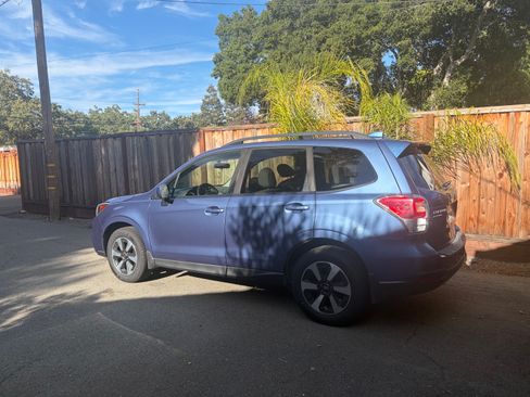 Used 2017 Subaru Forester 2.5i Premium w/ Rugged Package #1 AWD/4WD image 3