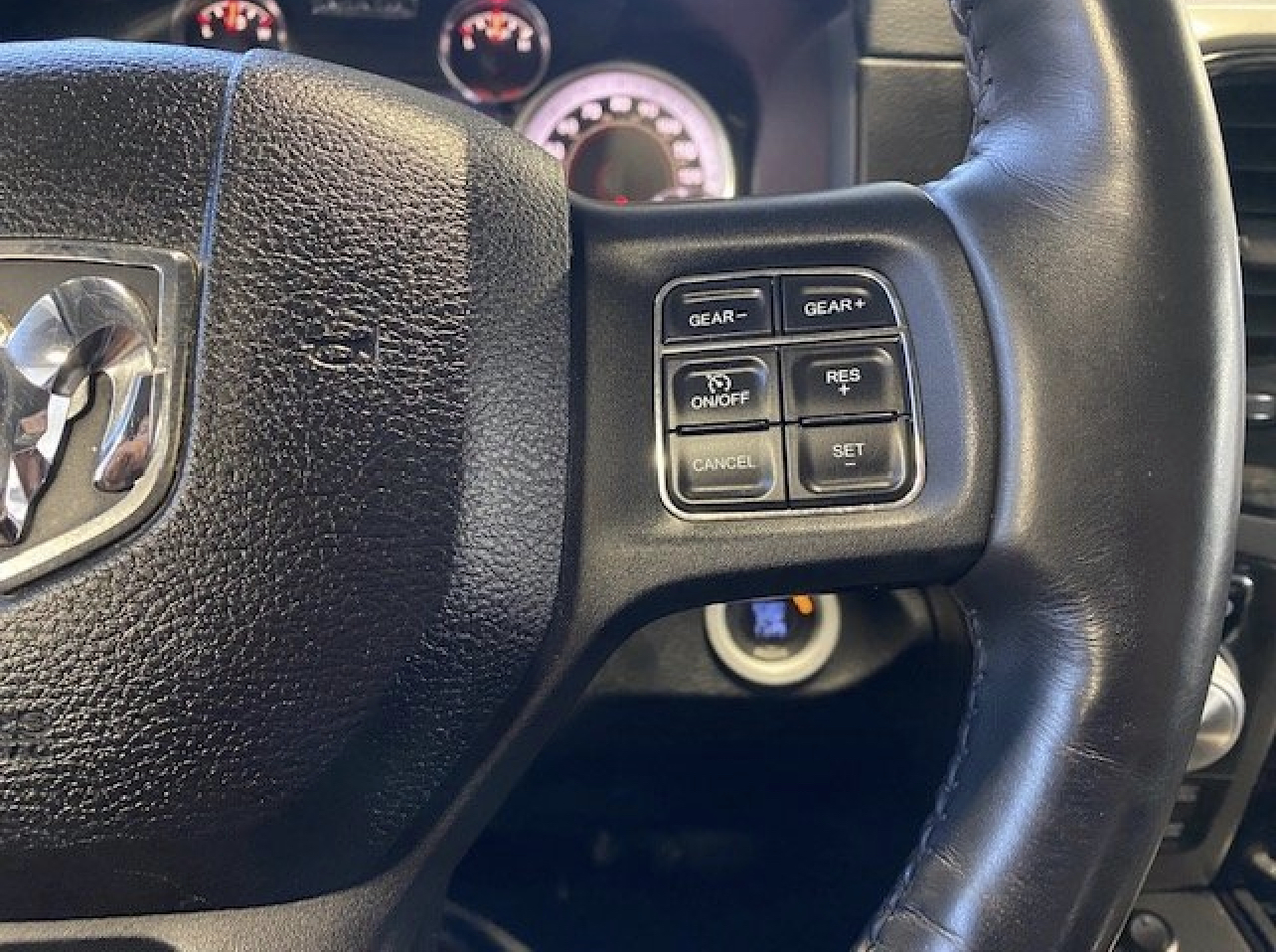 Used 2015 RAM 1500 Sport AWD/4WD image 21