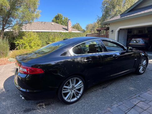 Used 2011 Jaguar XF Supercharged RWD image 1