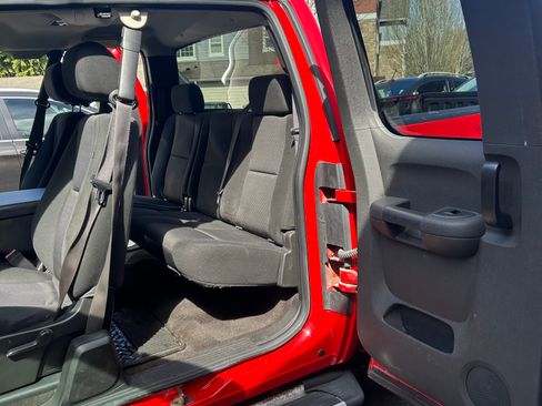 Used 2010 Chevrolet Silverado 1500 LT w/ Power Pack Plus image 9