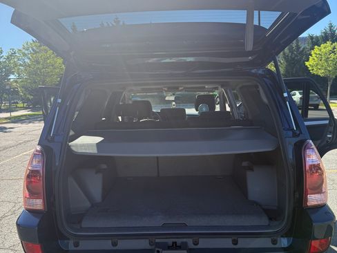 Used 2004 Toyota 4Runner Sport AWD/4WD image 11