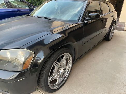 Used 2006 Dodge Magnum SE RWD image 9