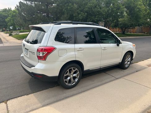 Used 2015 Subaru Forester 2.5i Touring AWD/4WD image 13