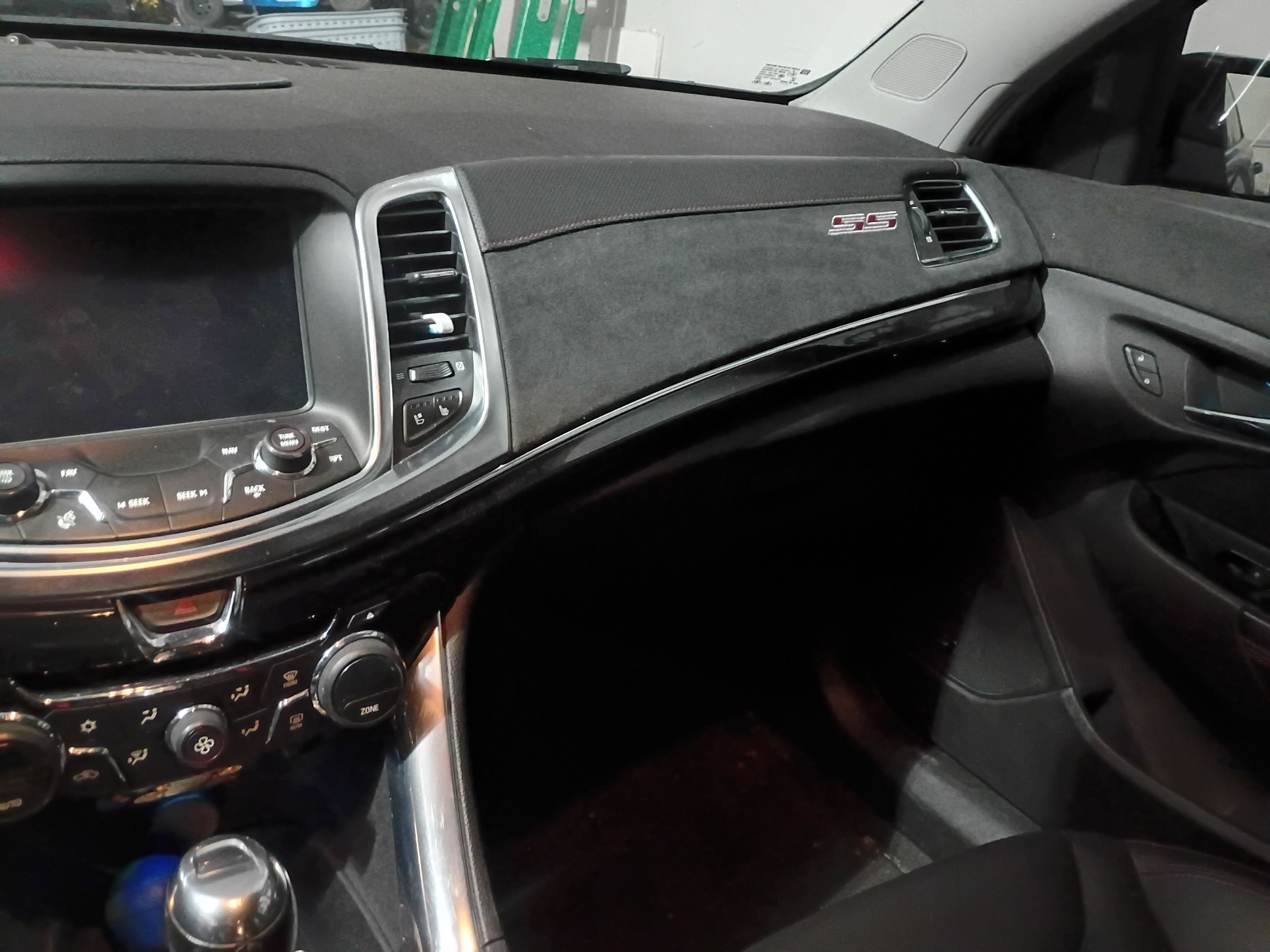 Used 2014 Chevrolet SS RWD image 8