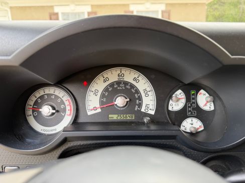 Used 2007 Toyota FJ Cruiser 2WD image 23