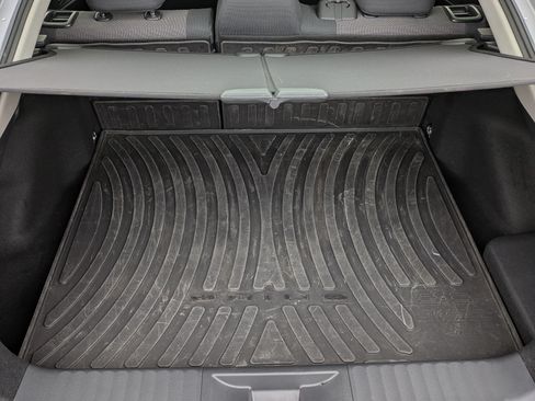 Used 2024 Toyota Prius Prime image 19